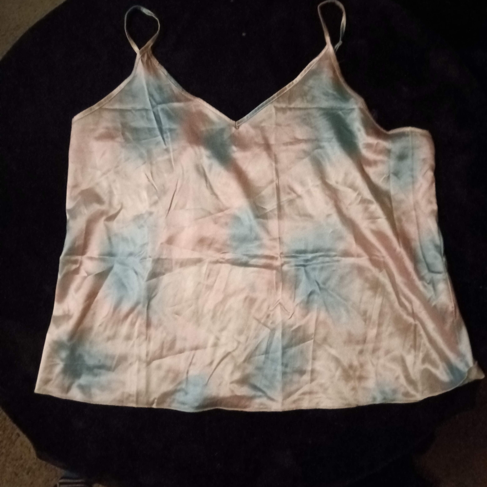 Tie-Dye Chemise in Pink and Blue